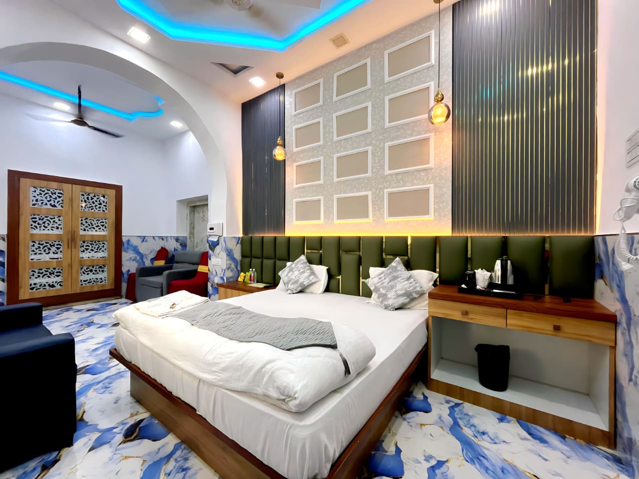 Hotel Lobby